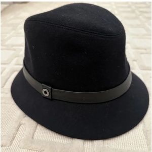 Loro Piana Black Cashmere Bucket Hat size S